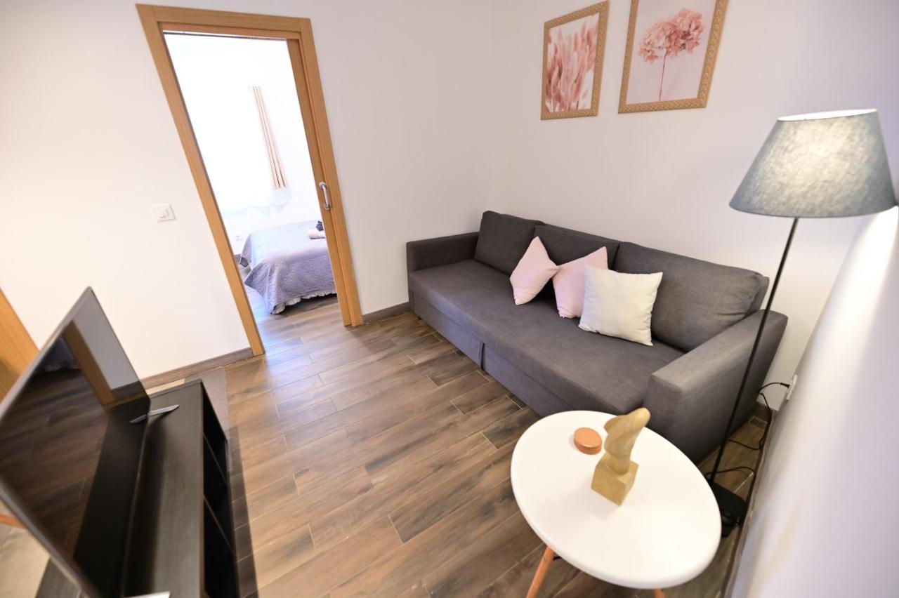 Apartment 4 Mares M